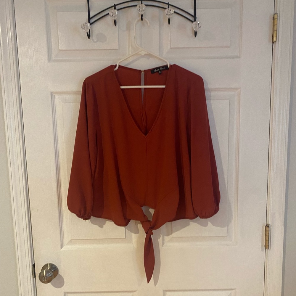 Alice Blue tie top